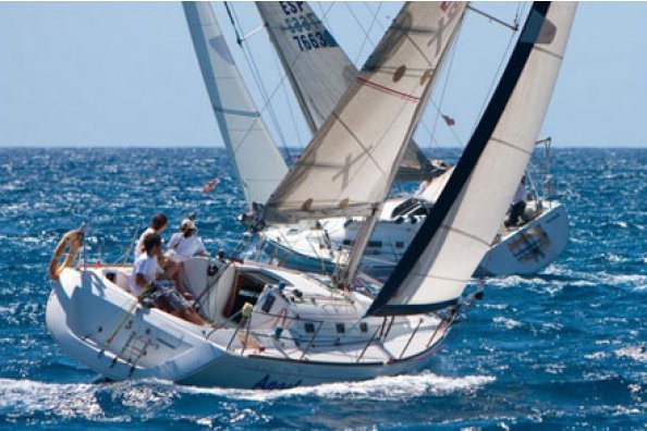 Jornada inagural del V Campeonato Interclubs de Cruceros del Estrecho